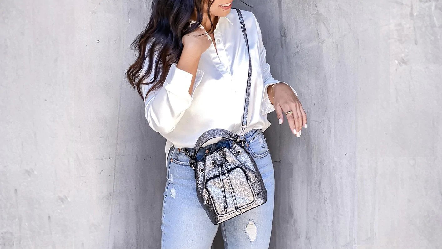 Le Poche Bucket Bag
